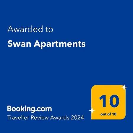 Swan Apartment *