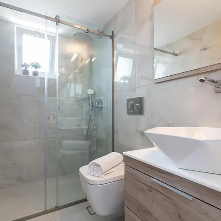 Swan Apartment Plános